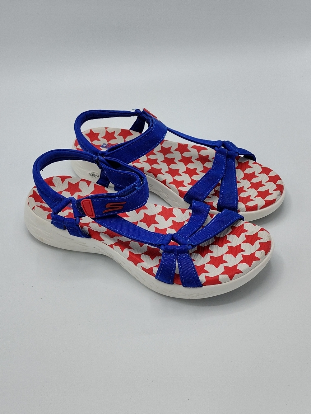Skechers Go Walk Strappy Victoria Sandals Women’s 7  Comfort  Red Blue White